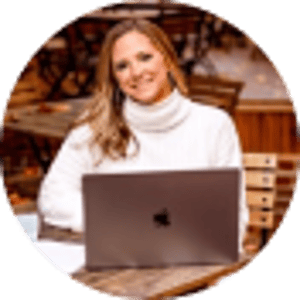 <strong>Kristin Gravitt</strong> <br>Partner at Fox Gravitt, PLLC